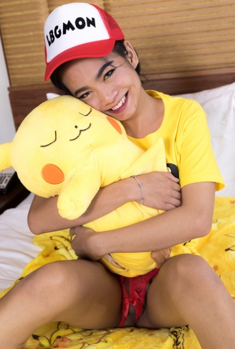 Ladyboy Gold starring Yoyo Sex Photos