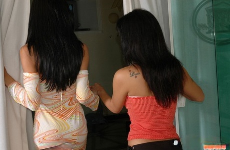 Shemales Fuck Girls Nude Pictures