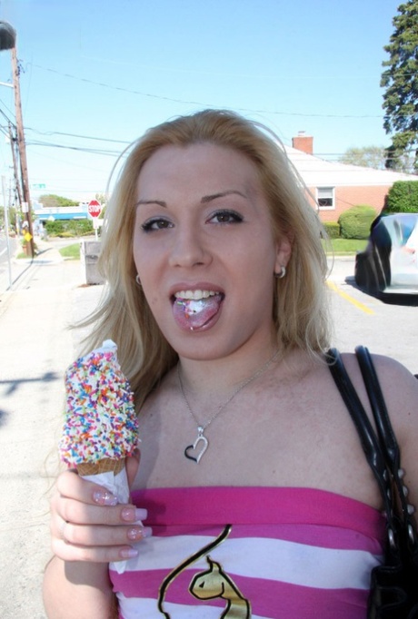 Grooby Girls XXX Gallery
