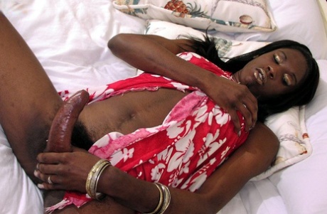 Black TGirls featuring Toshay Naked Porn Pics