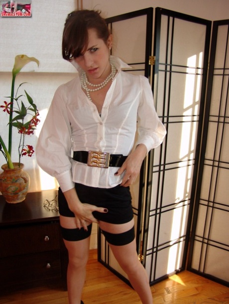 Grooby Girls featuring Kelly Sex Gallery