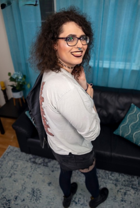Femout XXX featuring Tahlia Azure Nude XXX