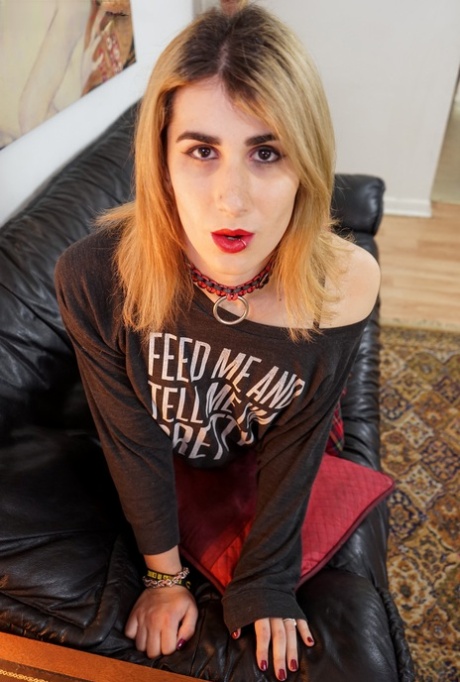 Femout XXX performed by Vixen Rose XXX Pics