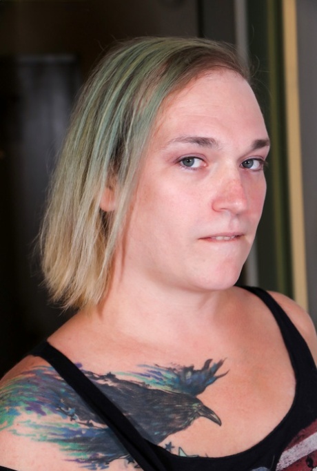 Femout XXX performed by Autumn Sorrow Porn Pics