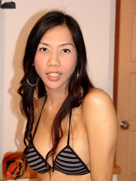 Asian TGirl starring Leyla XXX Images