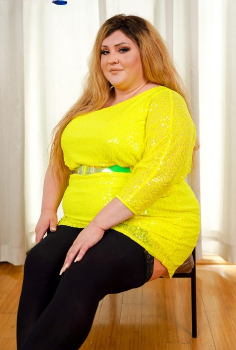 TGirl BBW starring Nathalie Presley Hot Images