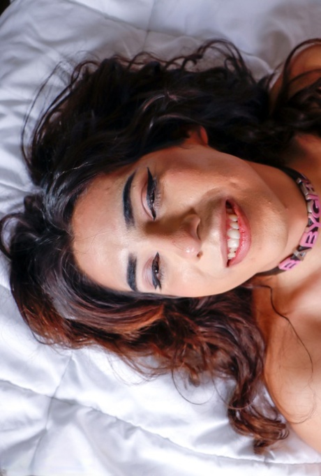 Femout XXX starring Neci Archer Nude Images