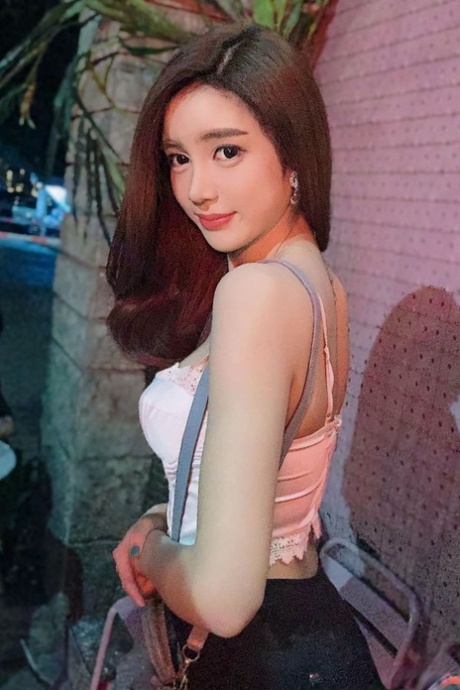 Breathtaking Asian shemale Grace B poses provocatively in her compilation