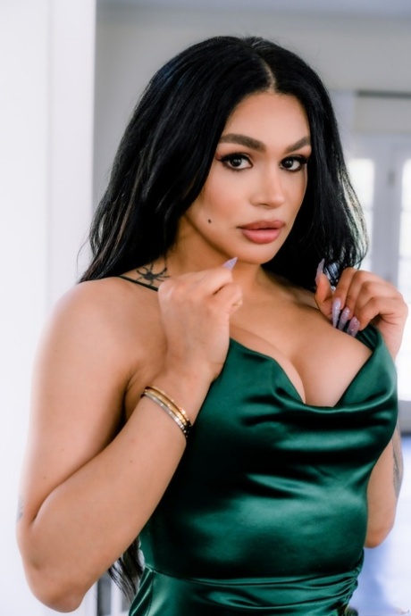 Transsexual Angel performed by Cherry Kiss, Eva Maxim Naked Pics