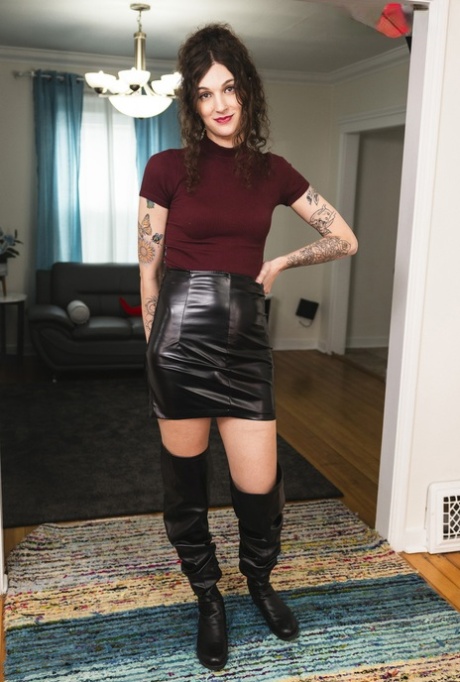 Transex POV featuring Eryn Everly Naked Porn Pics
