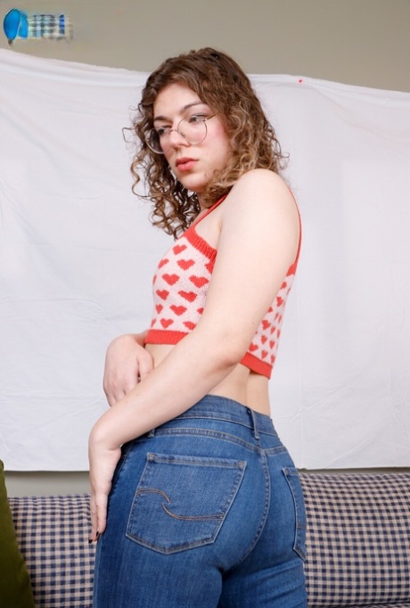 Grooby Girls featuring Alaina Jane Nude Images